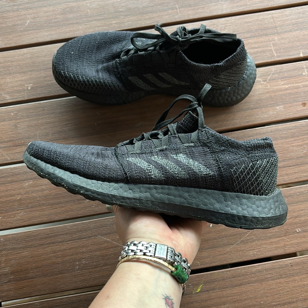 Adidas boost size 7, men 8.5 women running shoes, black